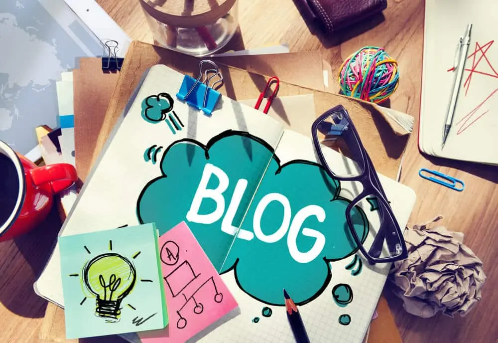 Drawing of a thought bubble with the word "Blog"
